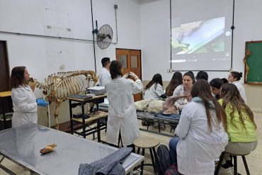 La FAV presente en las Primeras Jornadas Mujeres en la porciultura Argentina
