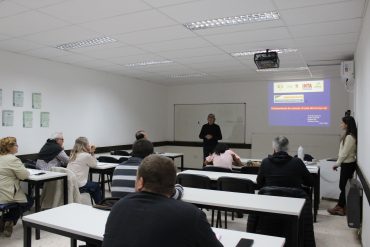 Curso de posgrado sobre afecciones del aparato locomotor equino